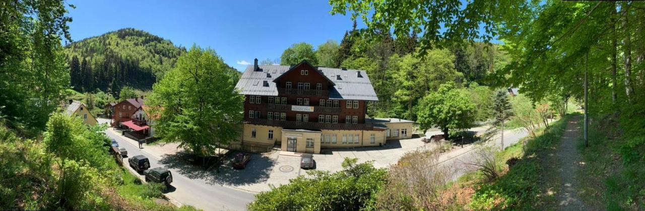Sloneczna Hotel เมียนซิกูแช ภายนอก รูปภาพ